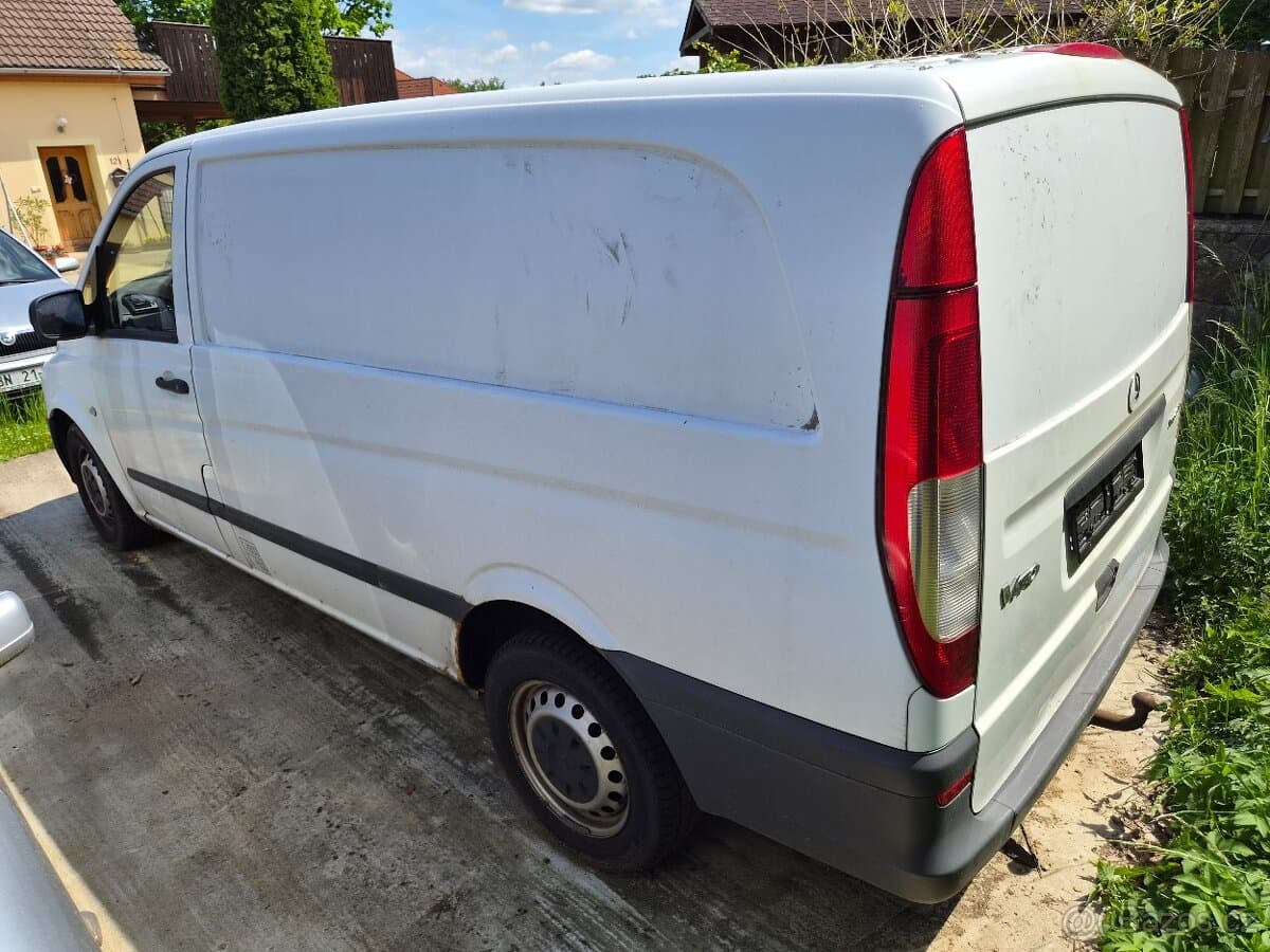 2011 Mercedes-Benz VITO - 3