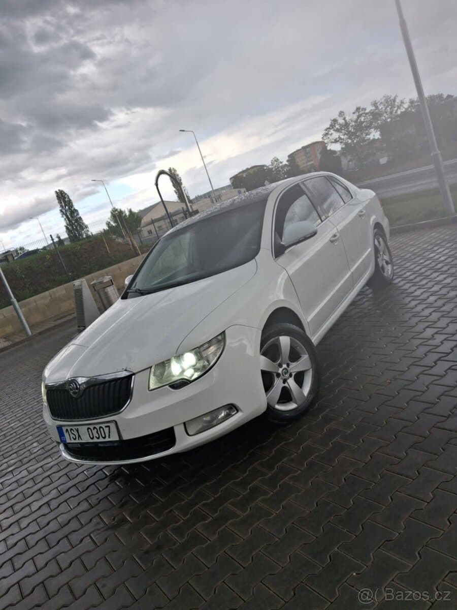2010 Škoda SUPERB - 3