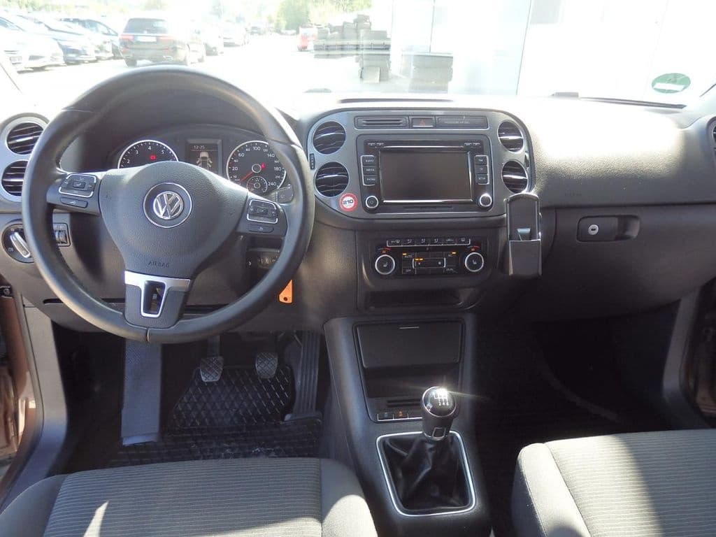 2012 Volkswagen TIGUAN - 3