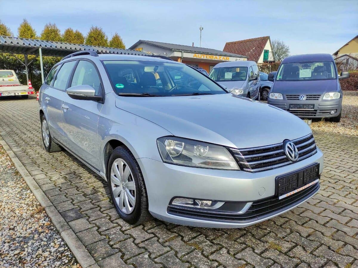 2012 Volkswagen PASSAT - 3