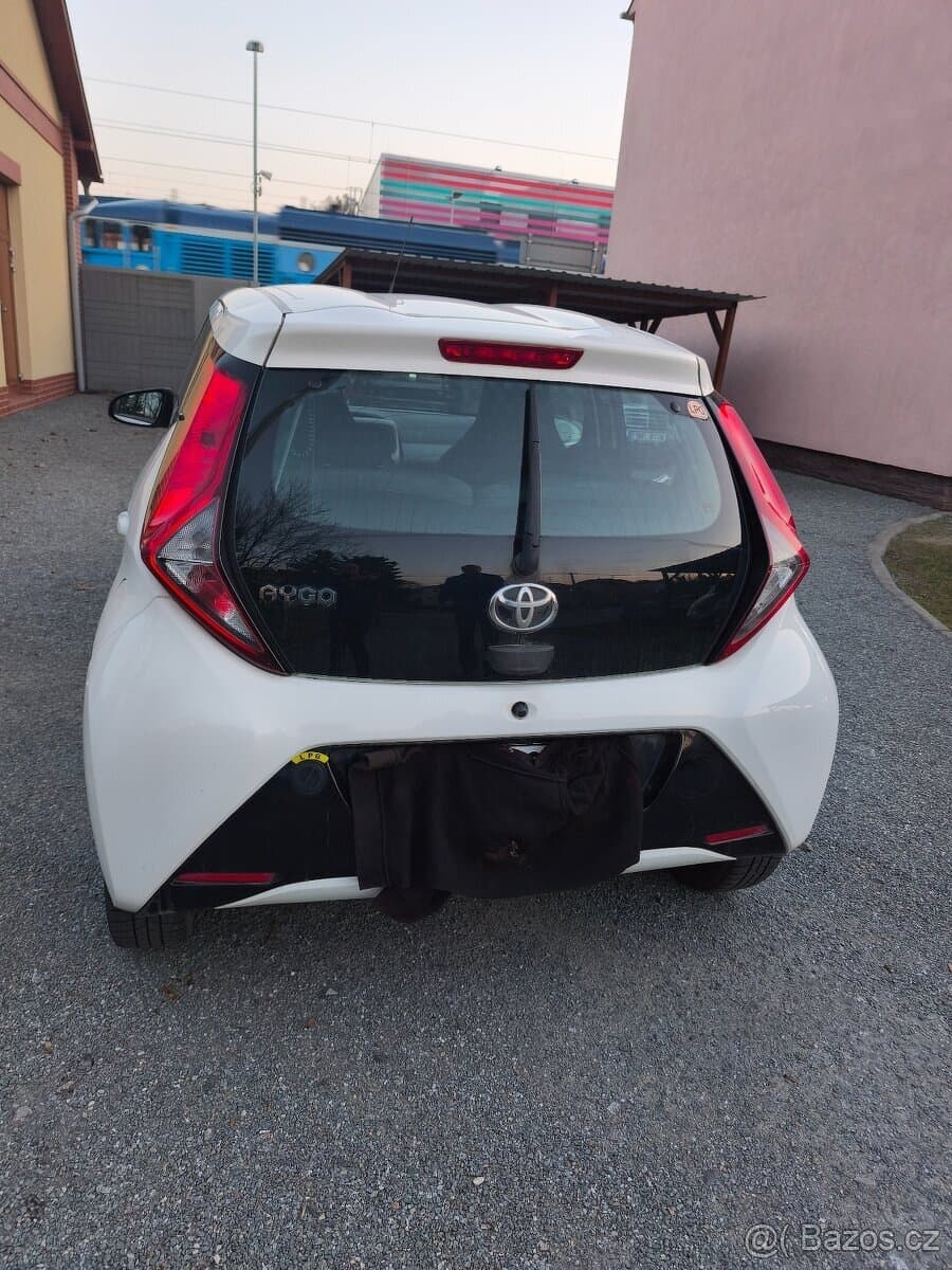 2021 Toyota AYGO - 3
