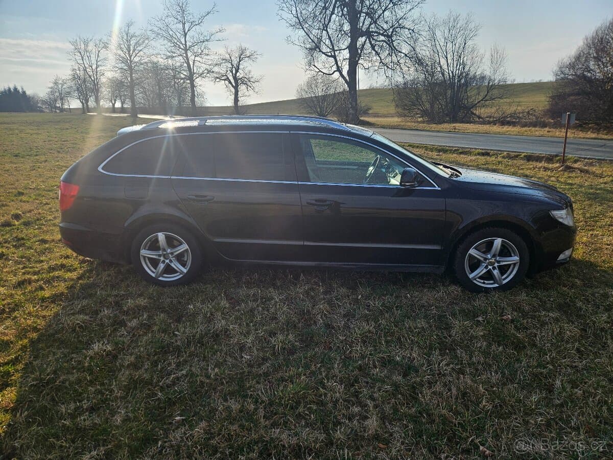 2011 Škoda SUPERB - 3