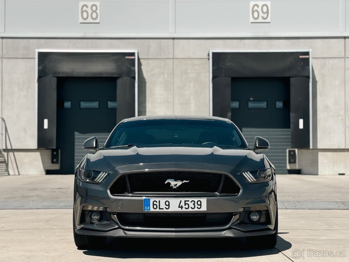 2017 Ford MUSTANG - 3