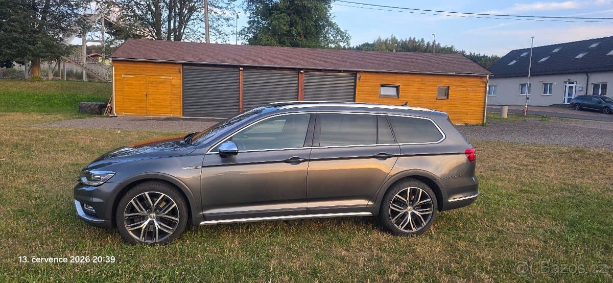 2015 Volkswagen PASSAT - 3