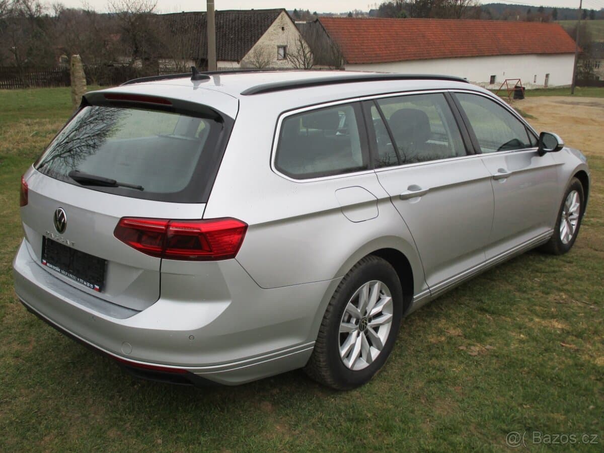 2020 Volkswagen PASSAT - 3
