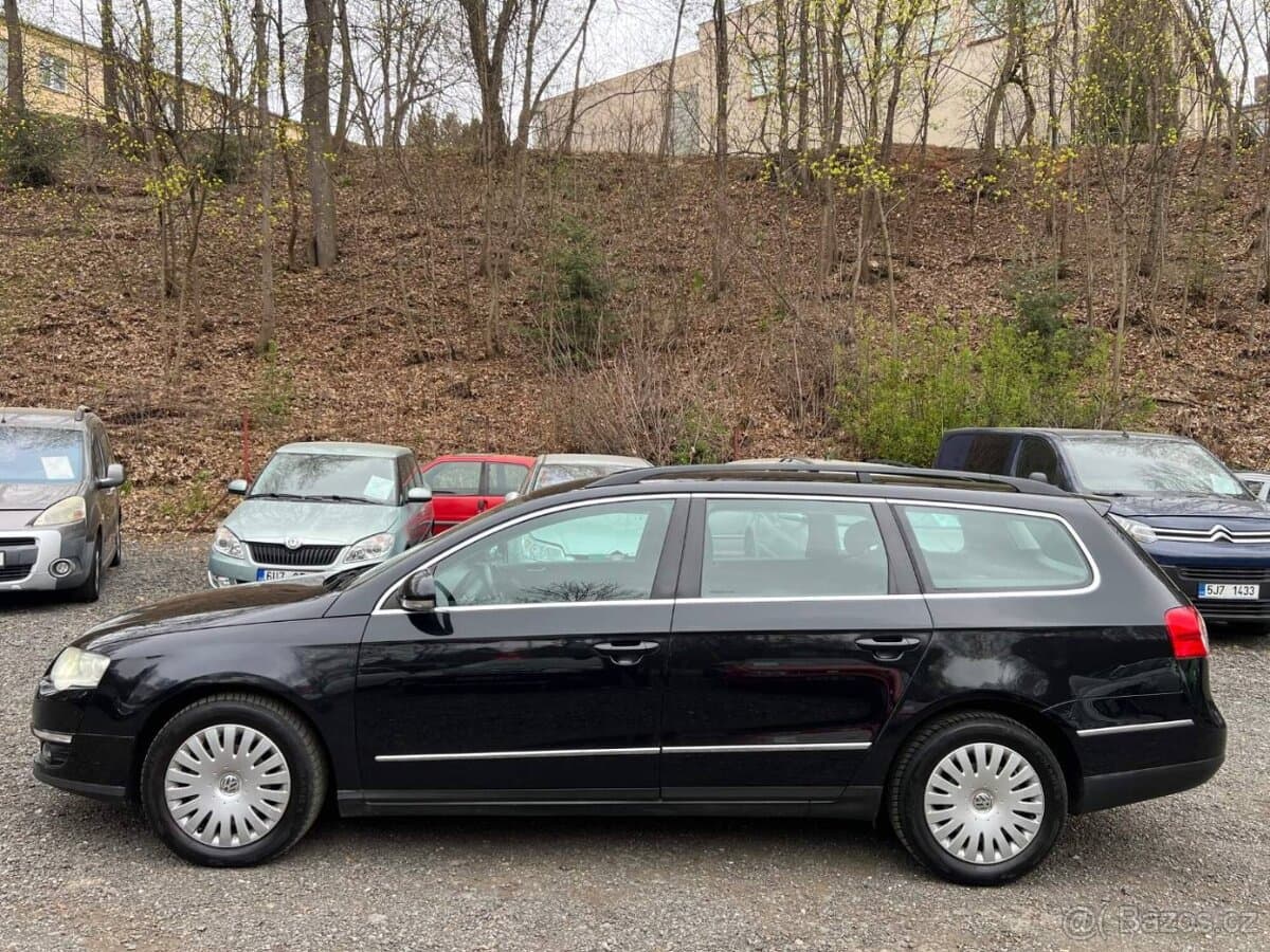2010 Volkswagen PASSAT - 3