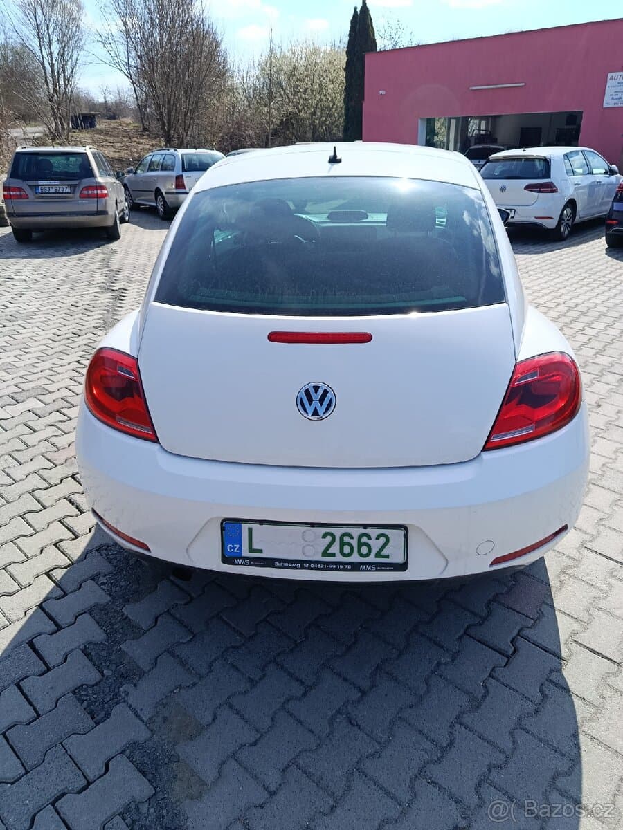 2013 Volkswagen BEETLE - 3