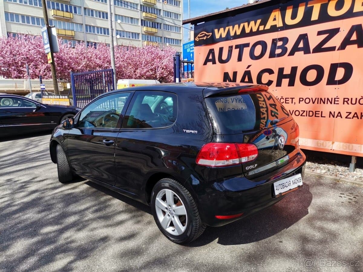 2010 Volkswagen GOLF - 3