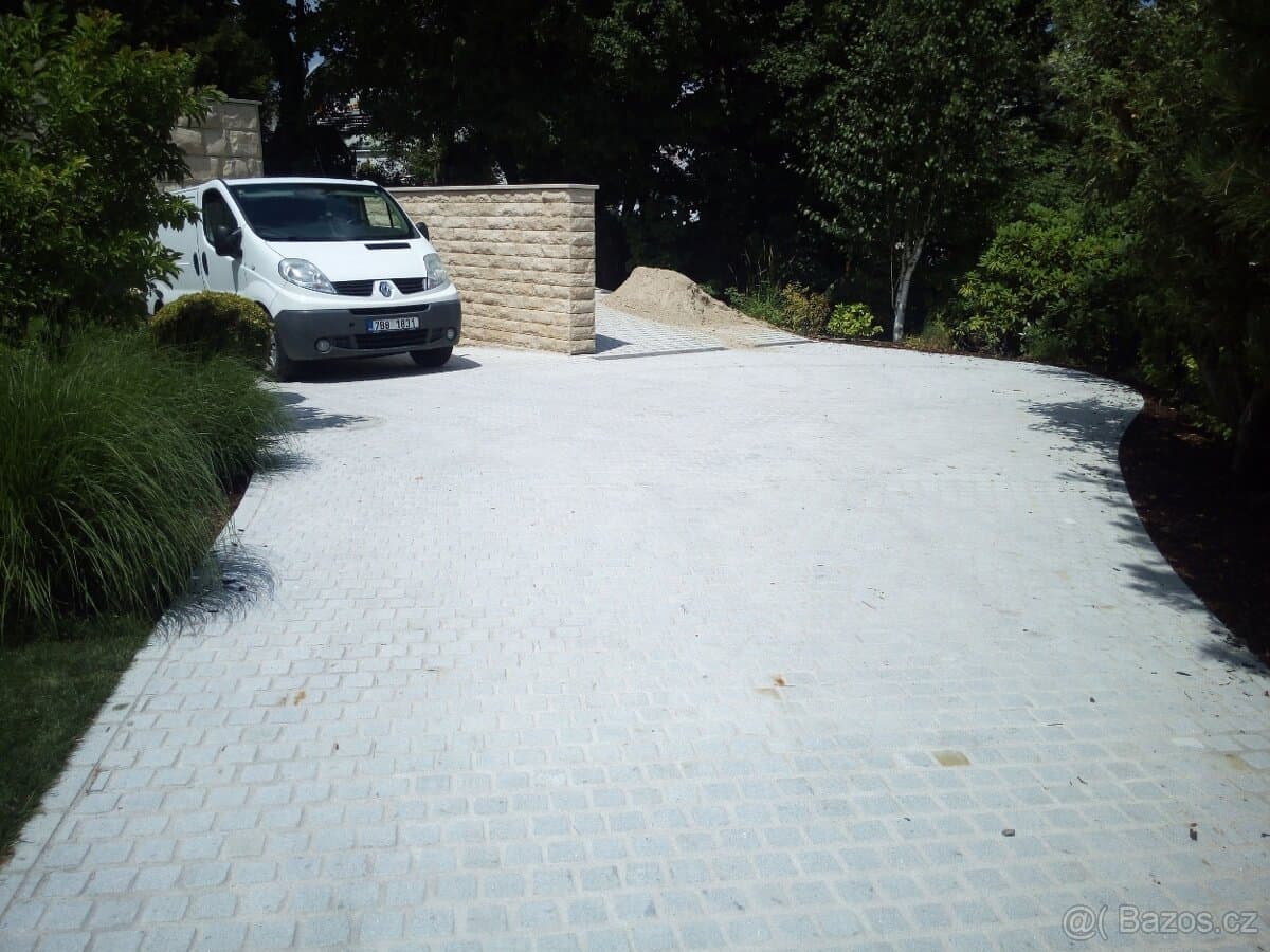2010 Renault TRAFIC - 3