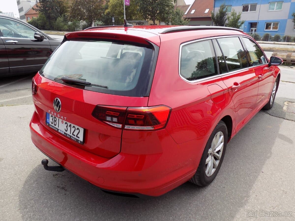 2021 Volkswagen PASSAT - 3