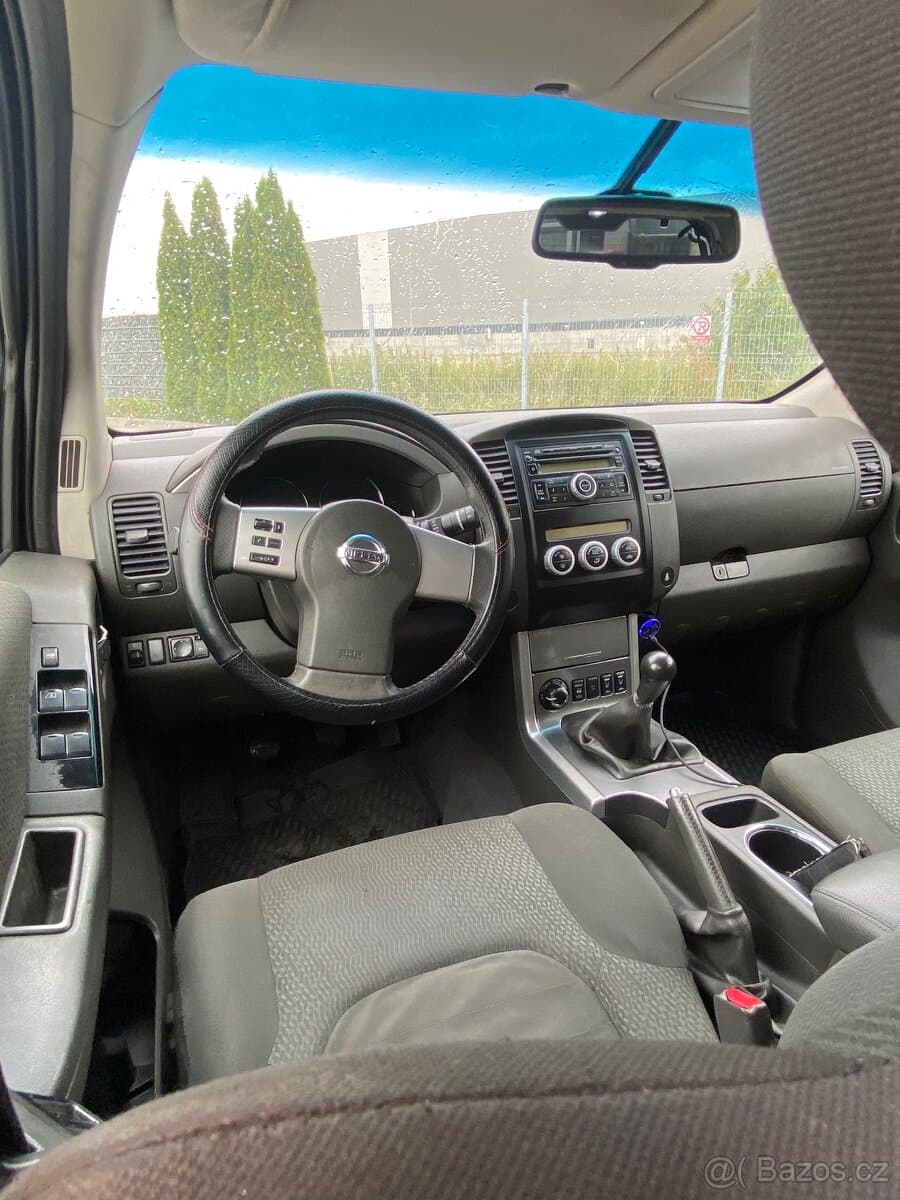 2011 Nissan PATHFINDER - 3