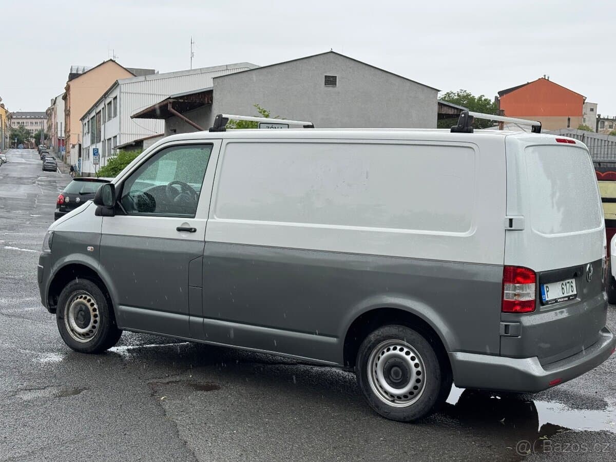 2011 Volkswagen TRANSPORTER - 3
