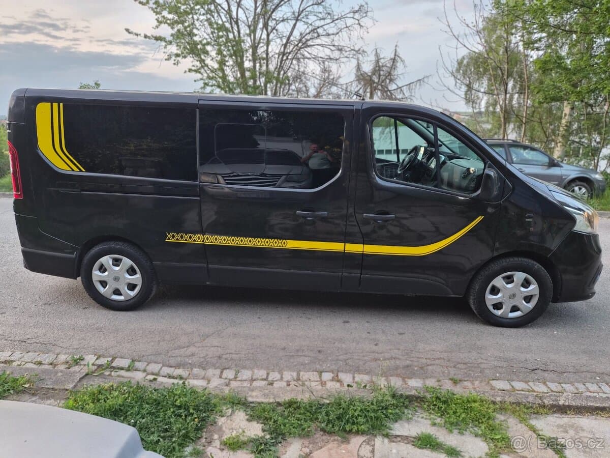 2015 Renault TRAFIC - 3