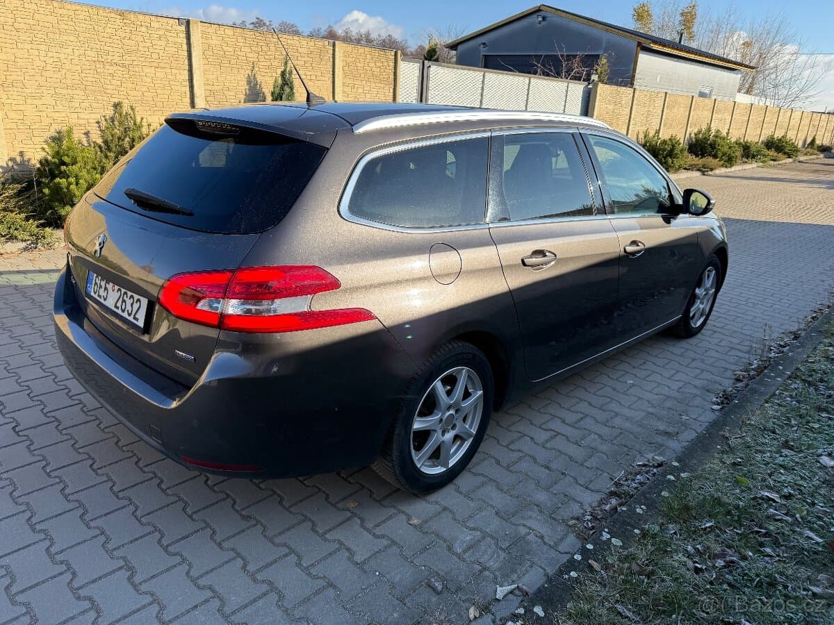 2015 Peugeot 308 - 3