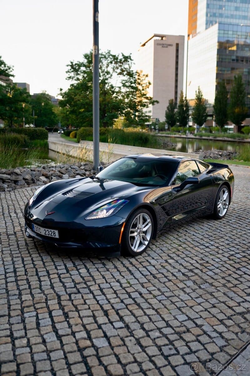 2015 Chevrolet CORVETTE - 3