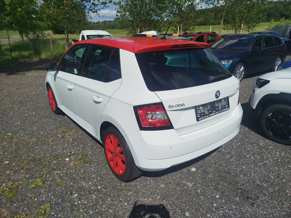 2015 Škoda FABIA - 3