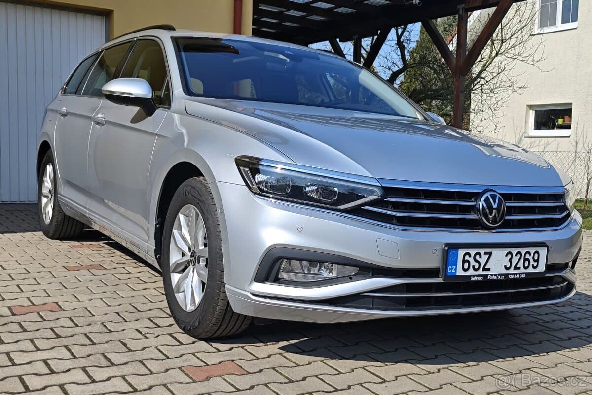 2021 Volkswagen PASSAT - 3