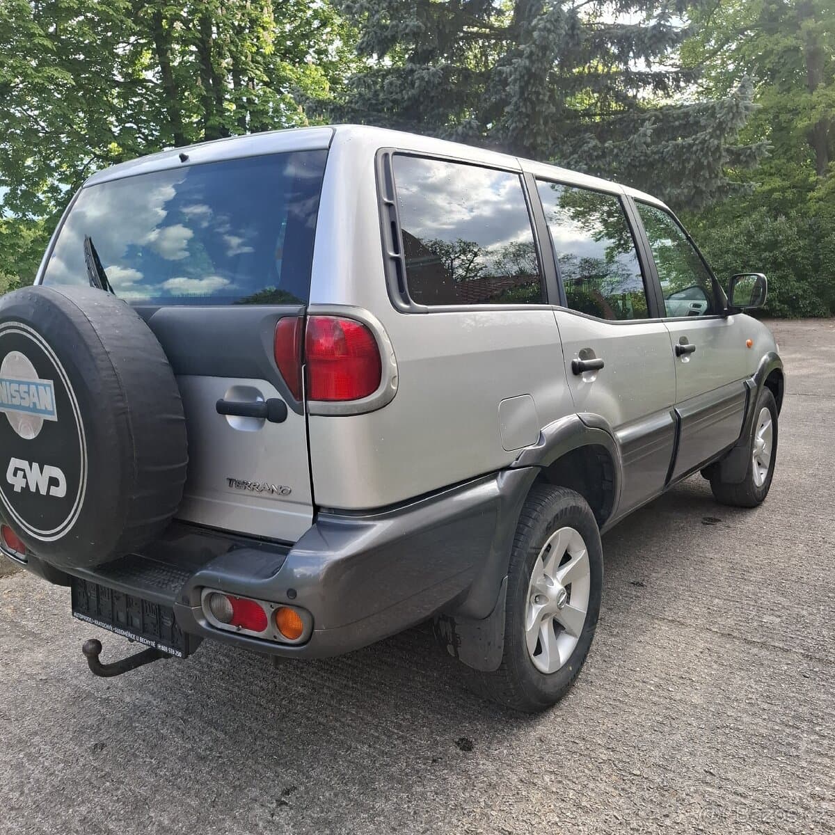 2004 Nissan TERRANO - 3