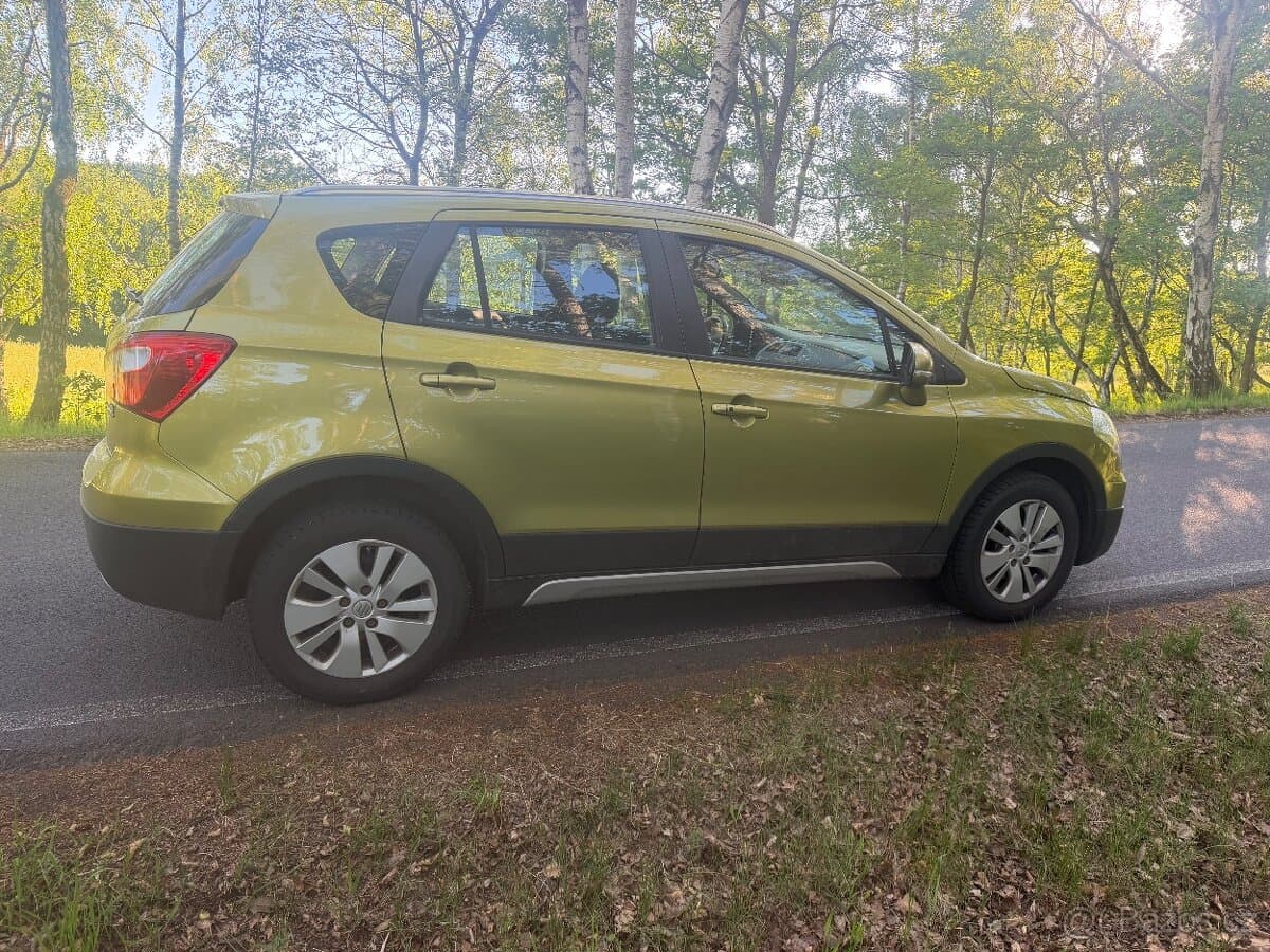2015 Suzuki S-CROSS - 3