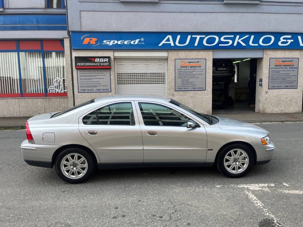 2005 Volvo S60 - 3