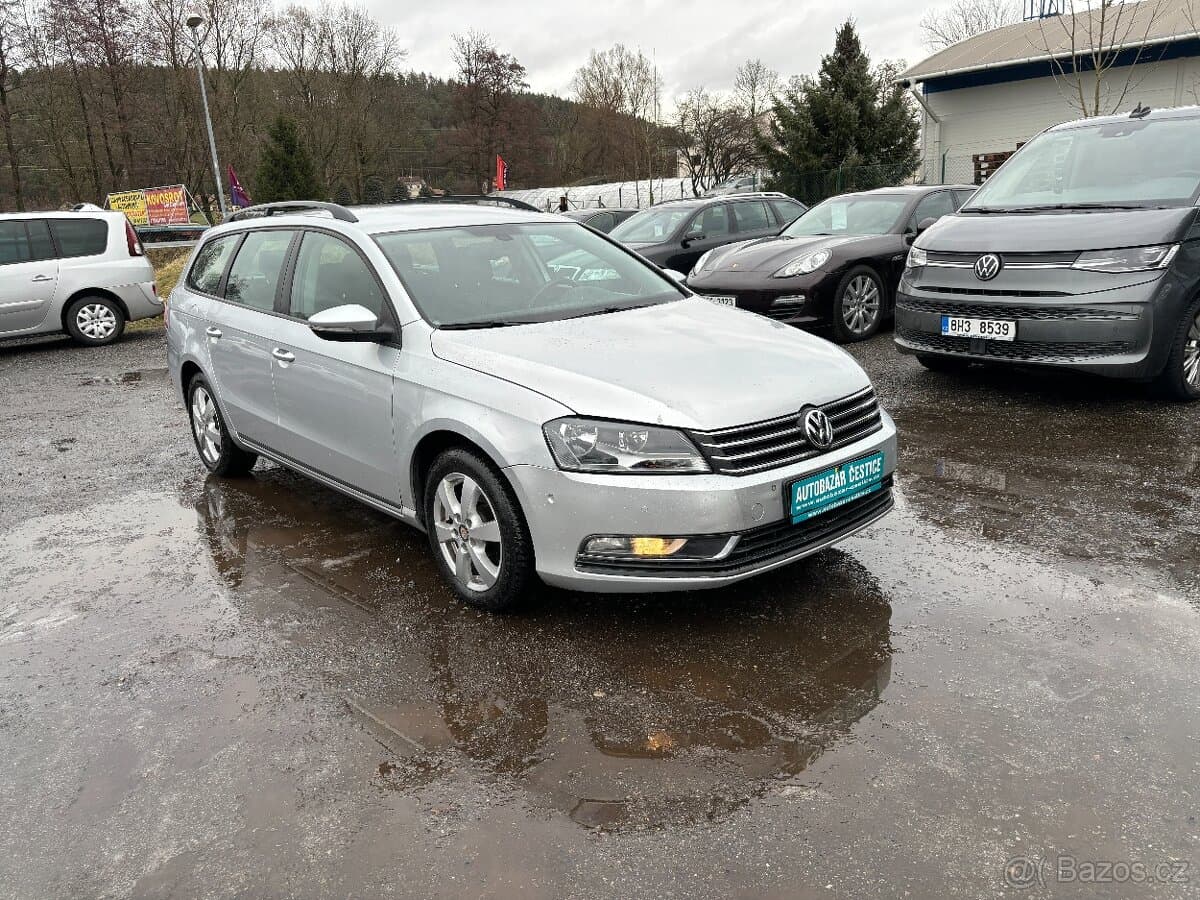 2010 Volkswagen PASSAT - 3