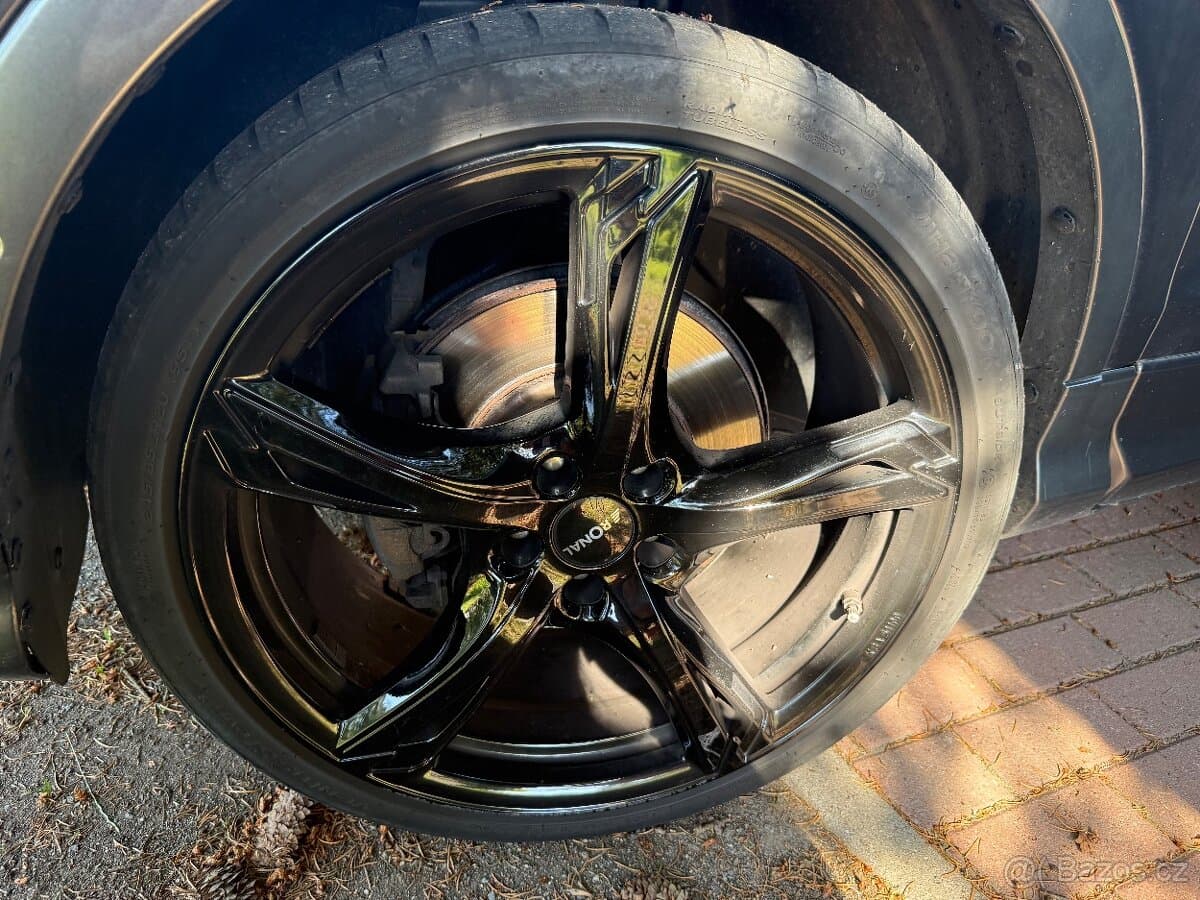 2019 Ford KUGA - 3