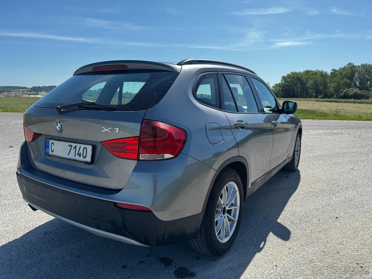 2011 BMW X1 - 3