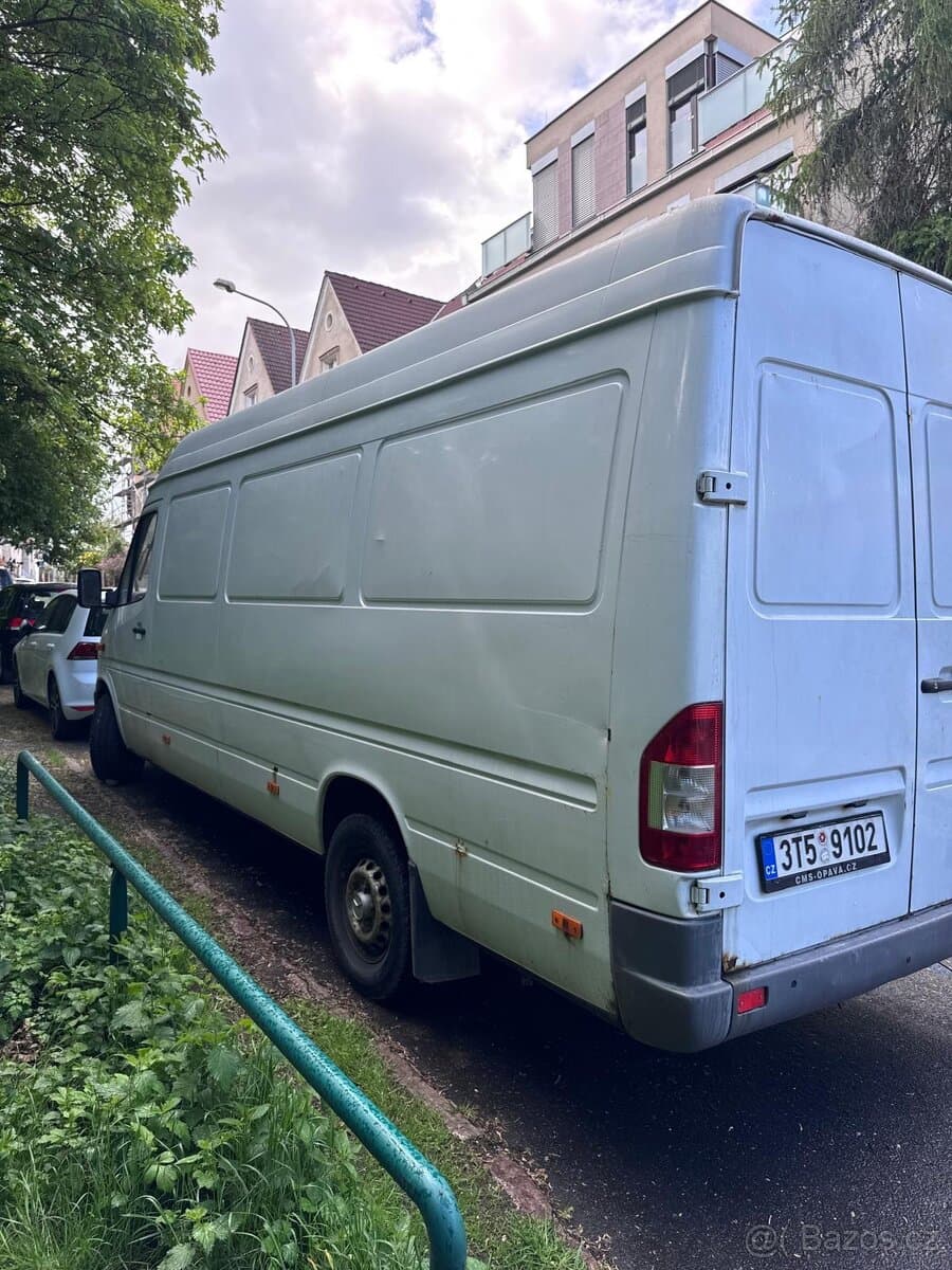 2006 Mercedes-Benz SPRINTER - 3