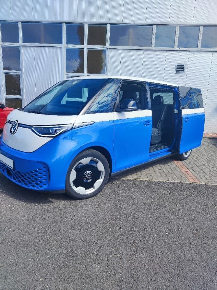 2025 Volkswagen ID. - 3