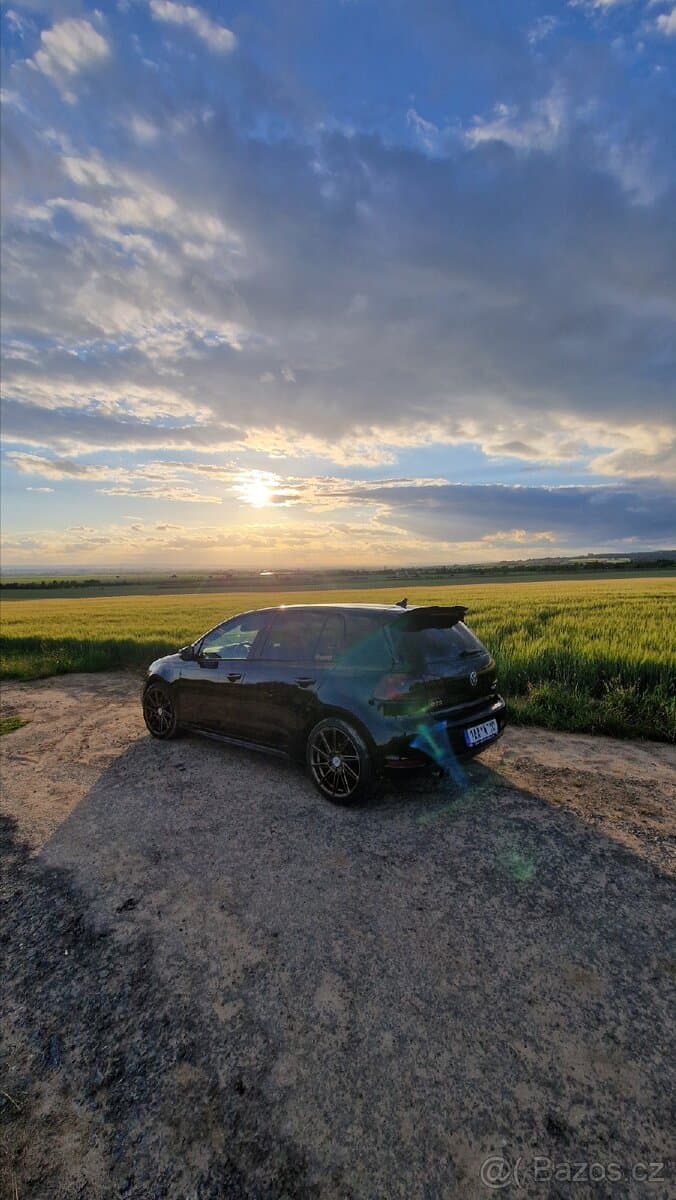 2012 Volkswagen GOLF - 3