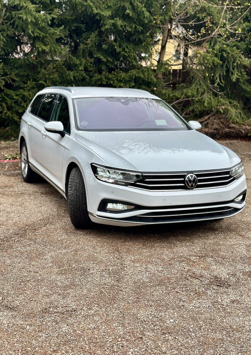 2021 Volkswagen PASSAT - 3
