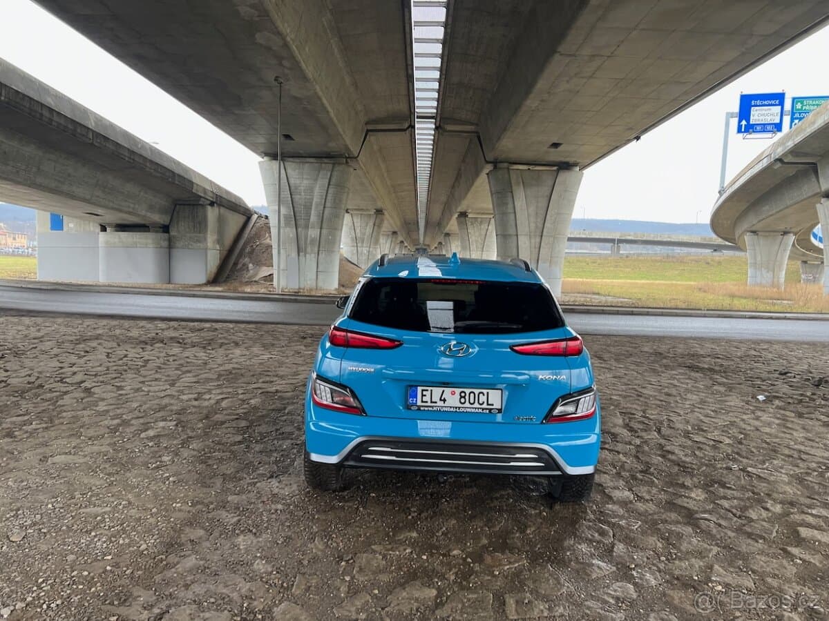 2021 Hyundai KONA - 3