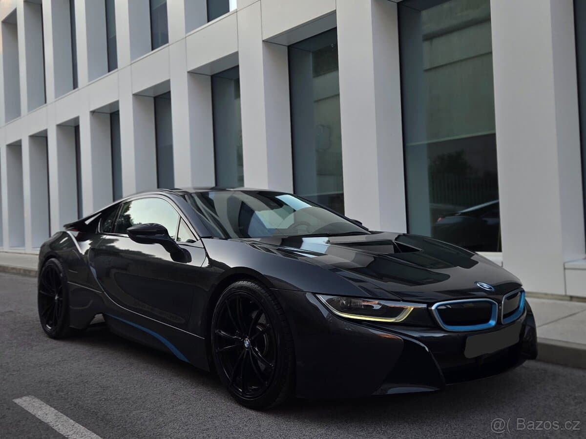 2015 BMW i8 - 3