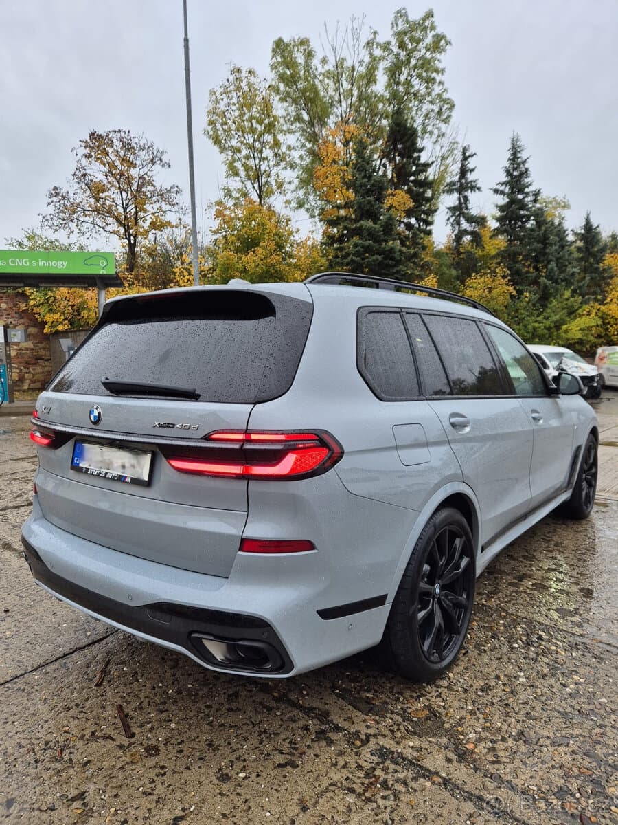 2023 BMW X7 - 3