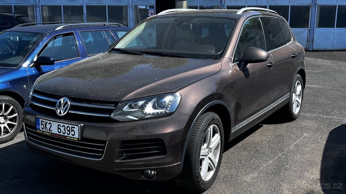 2012 Volkswagen TOUAREG - 3