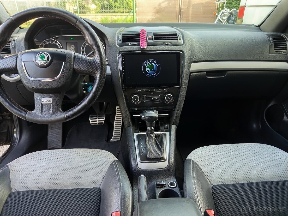 Škoda OCTAVIA - 3