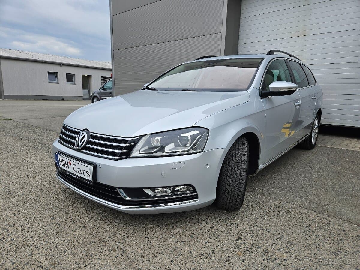 2011 Volkswagen PASSAT - 3