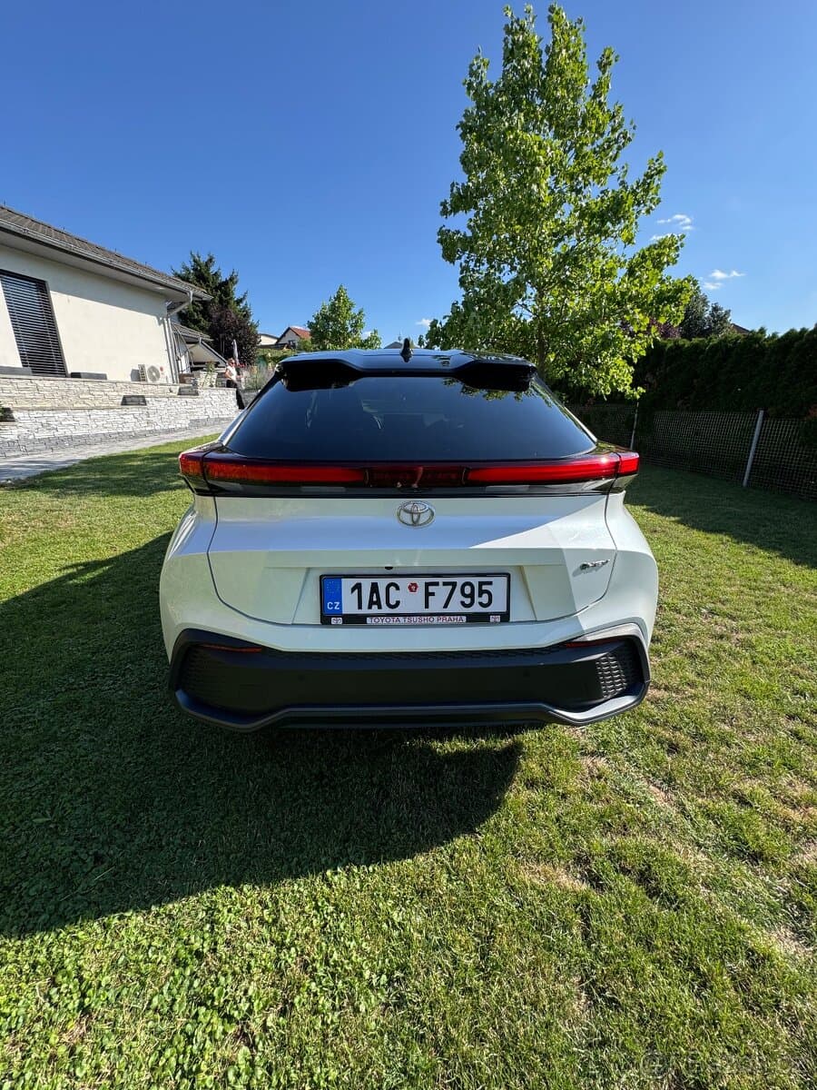 2024 Toyota C-HR - 3