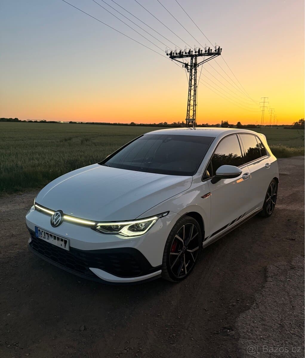 2023 Volkswagen GOLF - 3