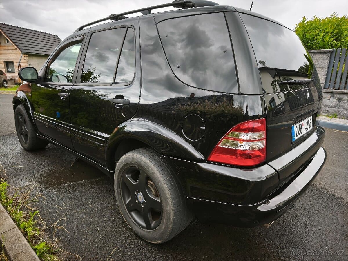 Mercedes-Benz M-CLASS - 3