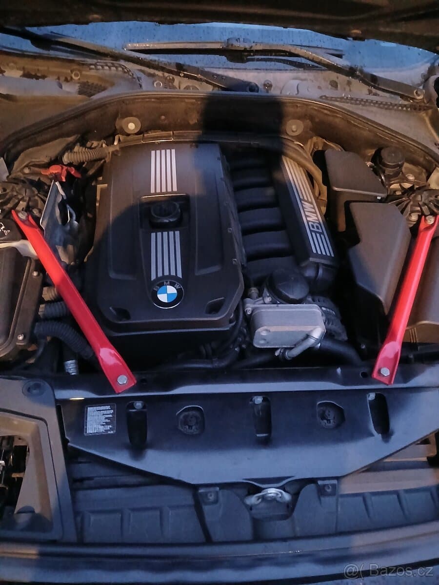 2011 BMW M5 - 3