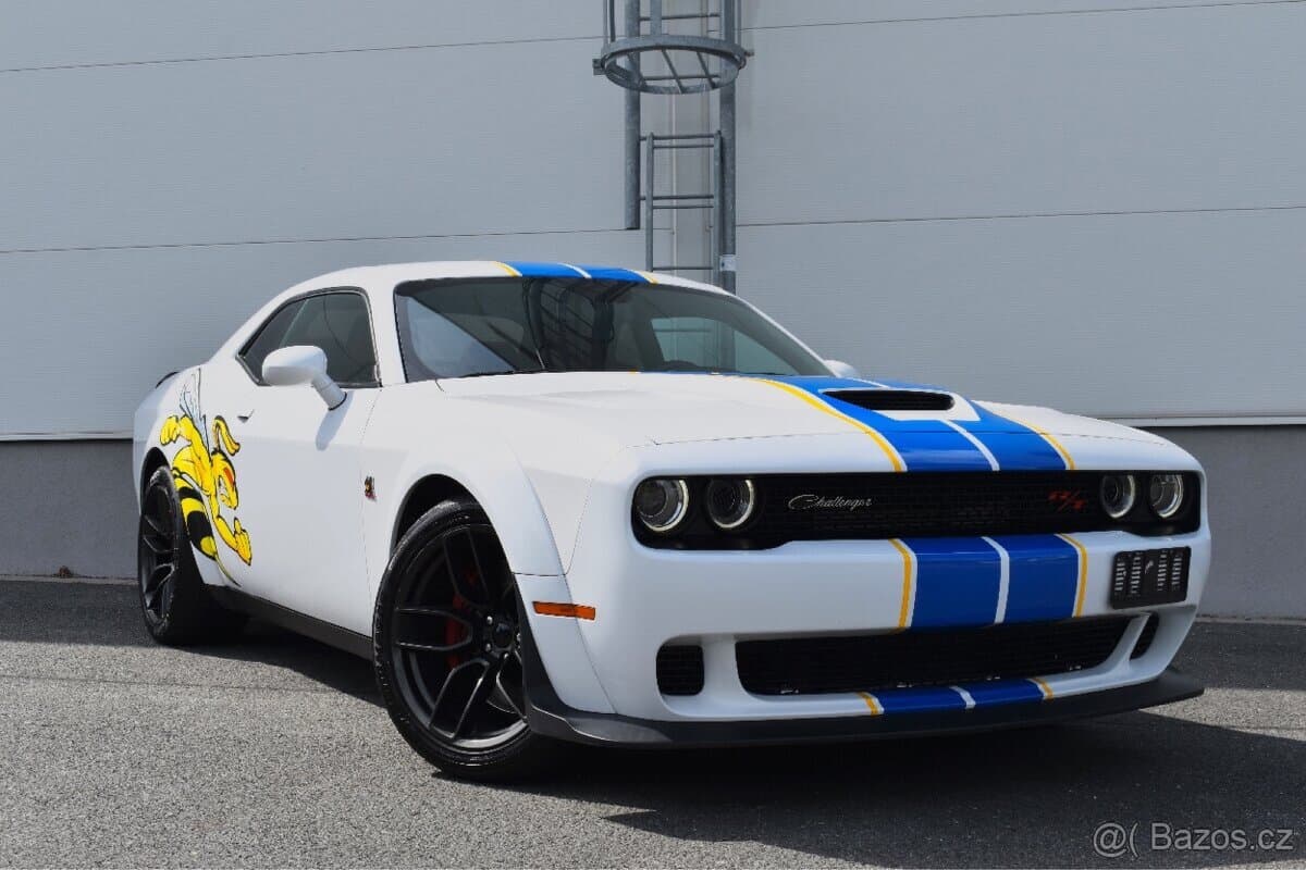 2020 Dodge CHALLENGER - 3