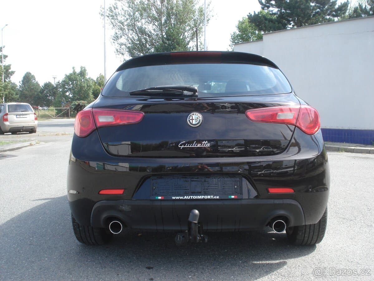 2011 Alfa Romeo GIULIETTA - 3
