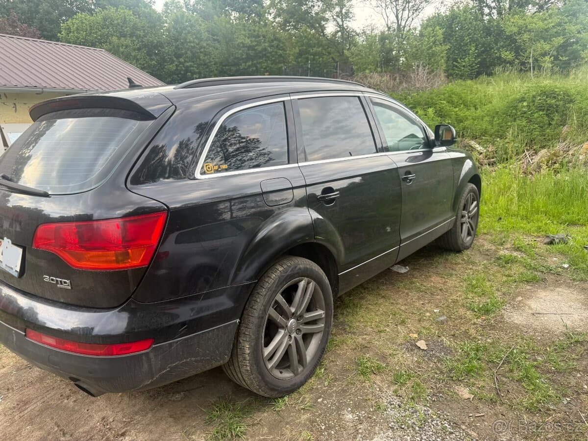 Audi Q7 - 3