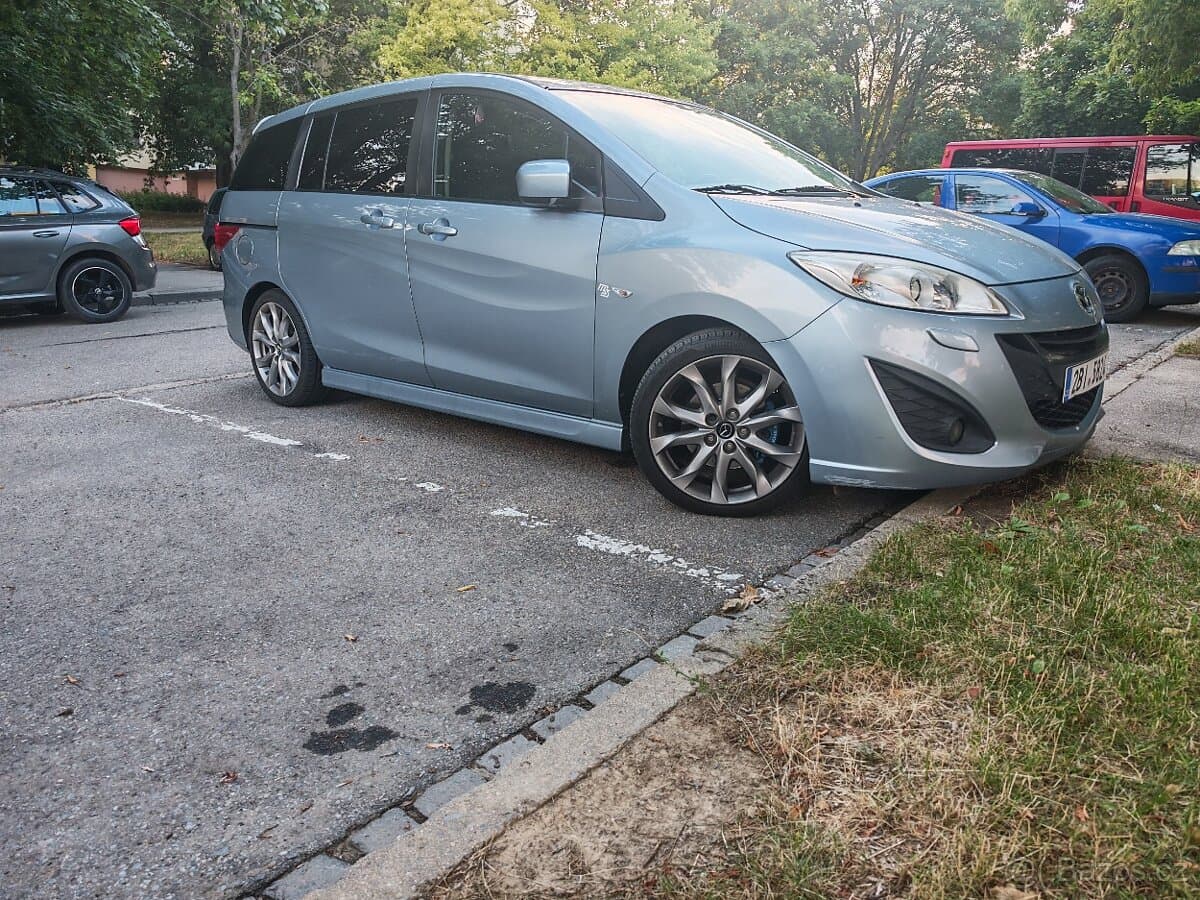 Mazda 5 - 3