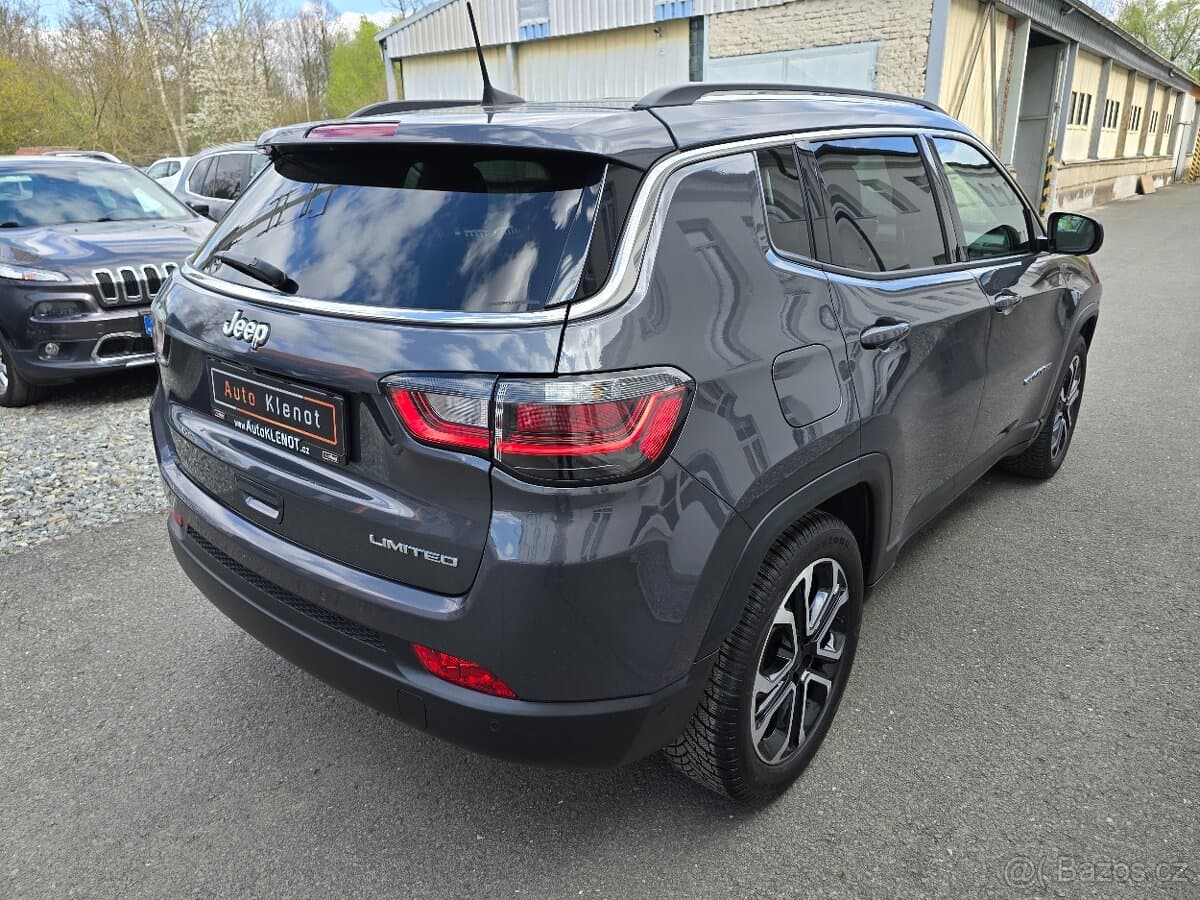 2022 Jeep COMPASS - 3