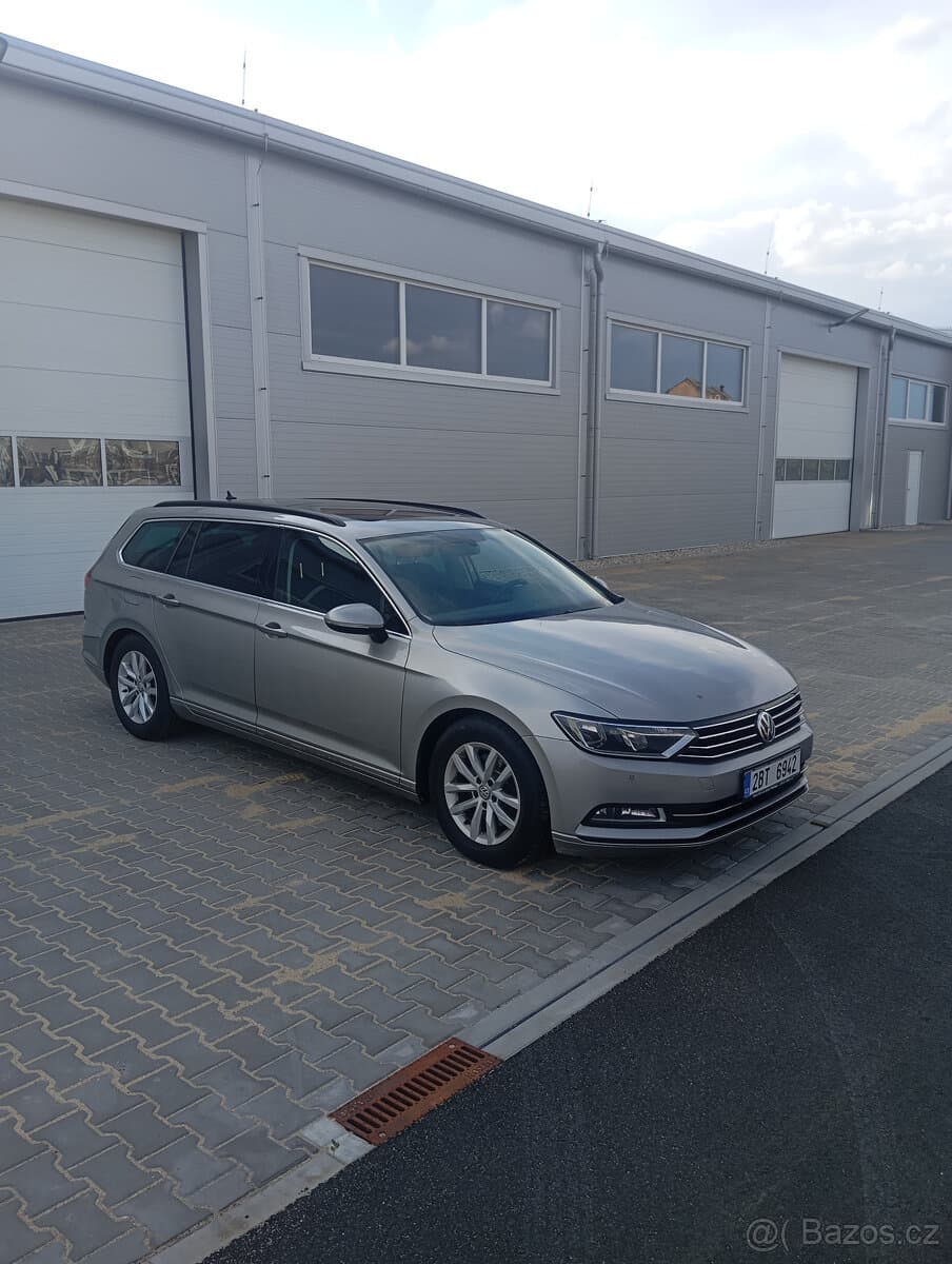 2016 Volkswagen PASSAT - 3