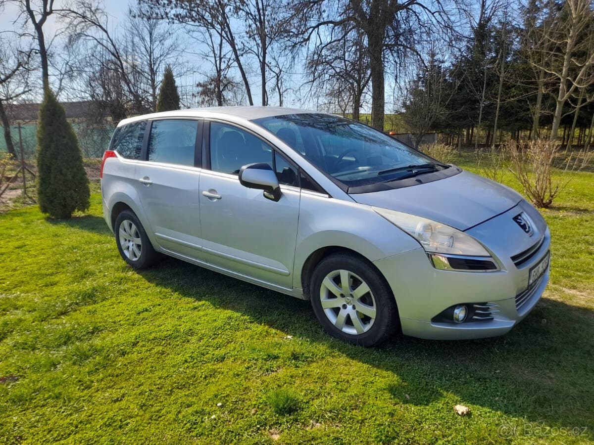 2010 Peugeot 5008 - 3