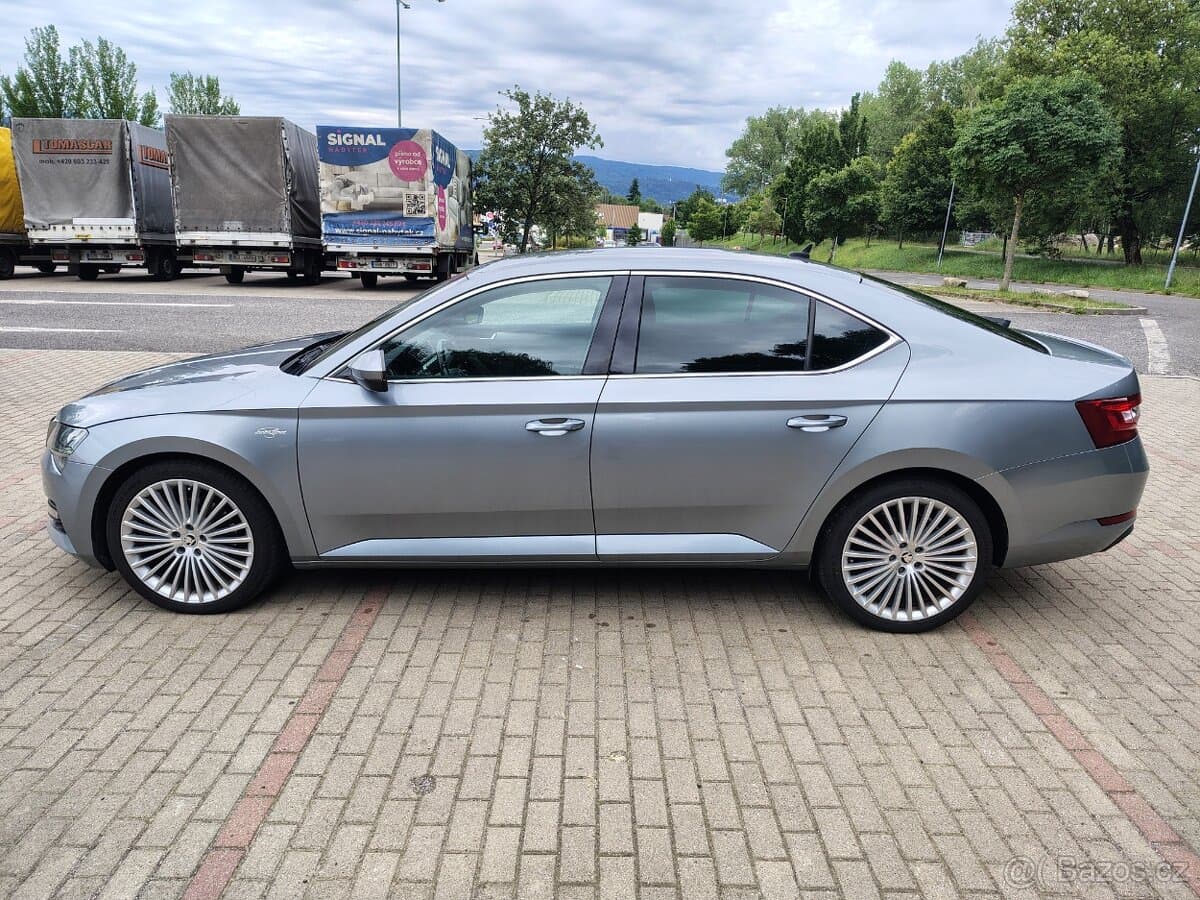 2019 Škoda SUPERB - 3