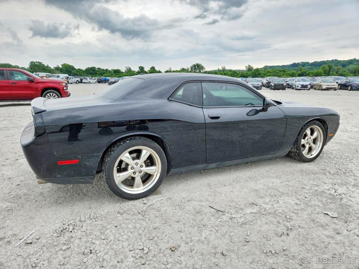 2013 Dodge CHALLENGER - 3